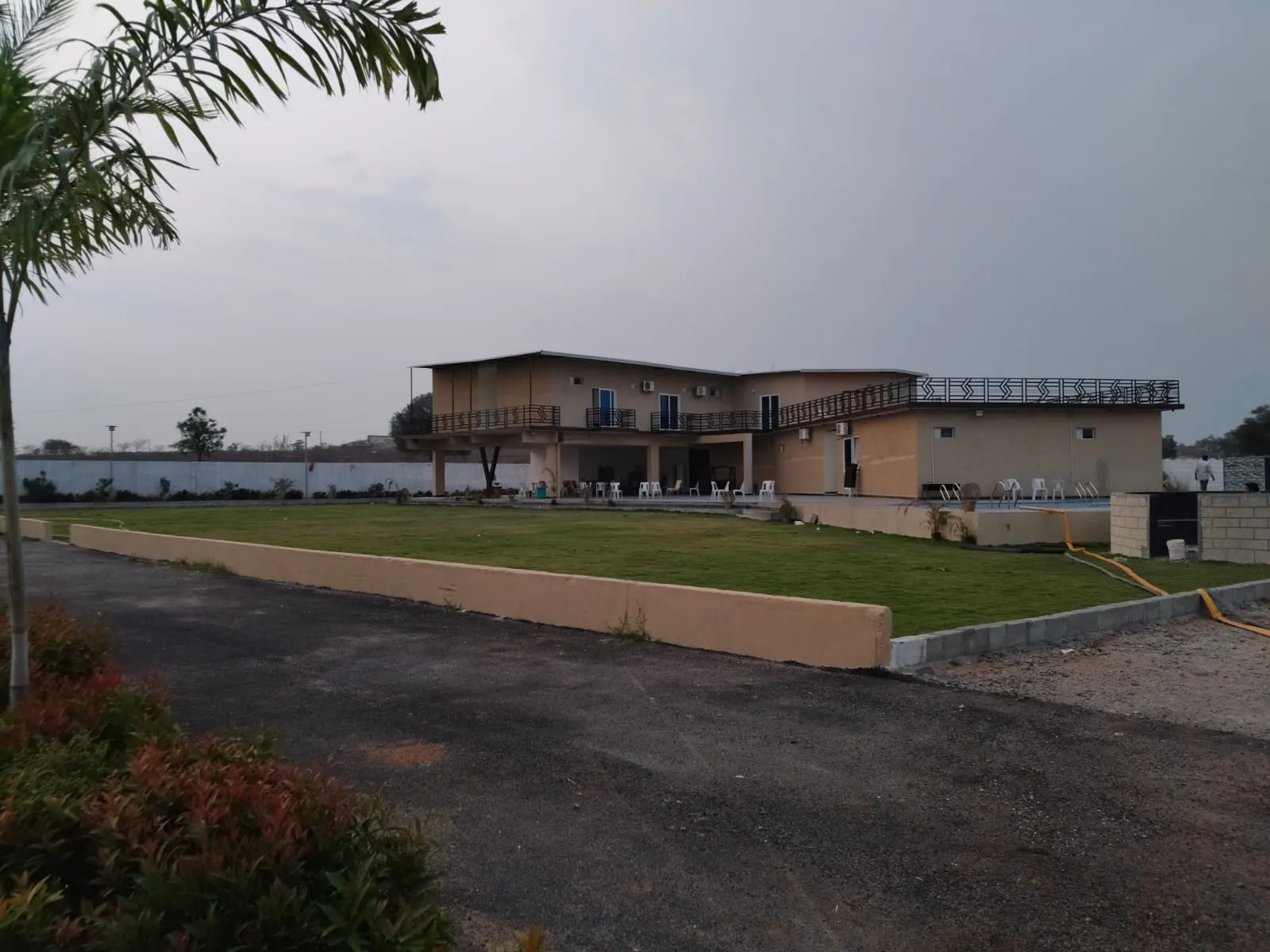 Serene farmhouse retreat stay near Hyderabad